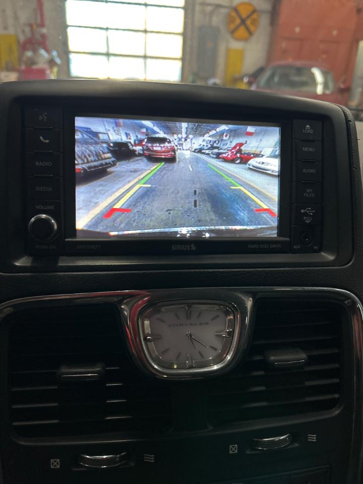 Chrysler Town & Country Touring-L 2016