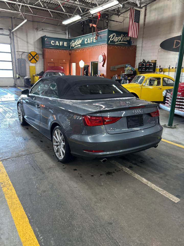 Audi A3 2.0T Premium Plus Cabriolet quattro S tronic 2015