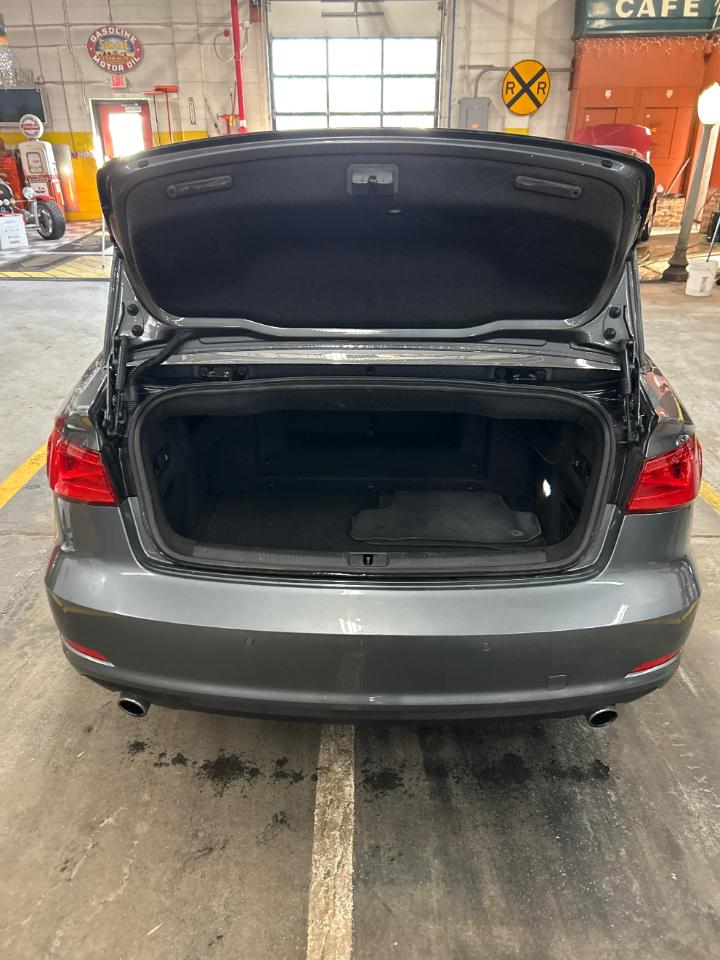 Audi A3 2.0T Premium Plus Cabriolet quattro S tronic 2015