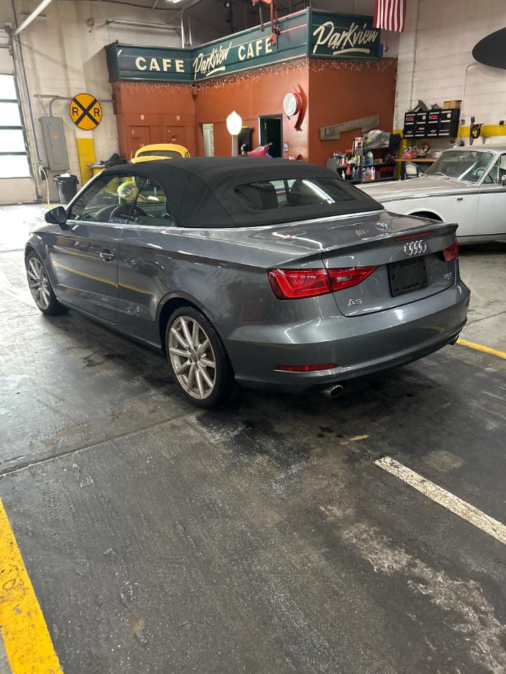 Audi A3 2.0T Premium Plus Cabriolet quattro S tronic 2015