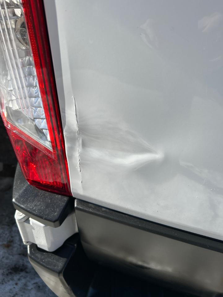 Ford Transit 250 Van Low Roof w/Sliding Pass. 130-in. WB 2019