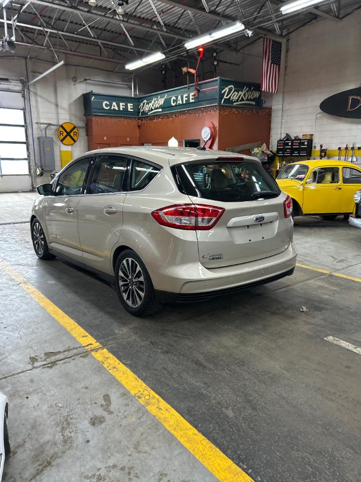 Ford C-Max Energi Titanium 2017
