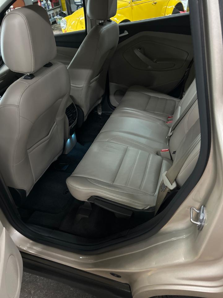 Ford C-Max Energi Titanium 2017