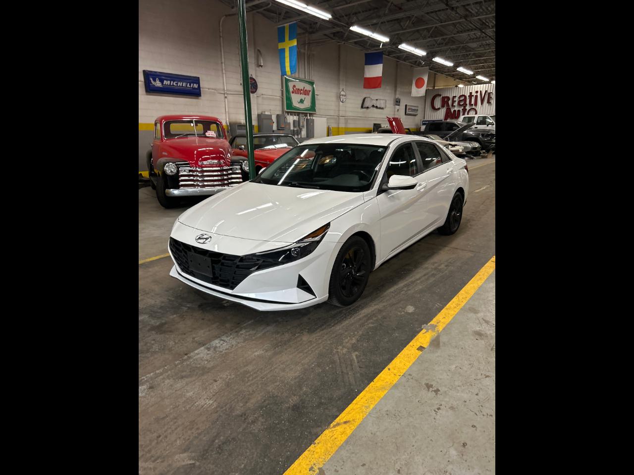 Hyundai Elantra SEL 2021