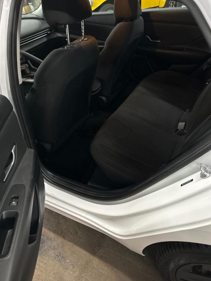 Hyundai Elantra SEL 2021