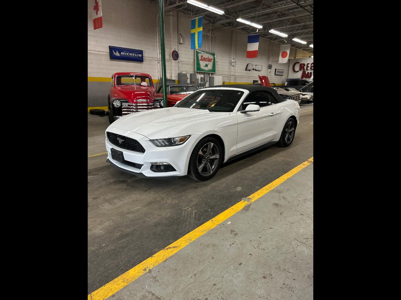 Ford Mustang V6 Convertible 2015