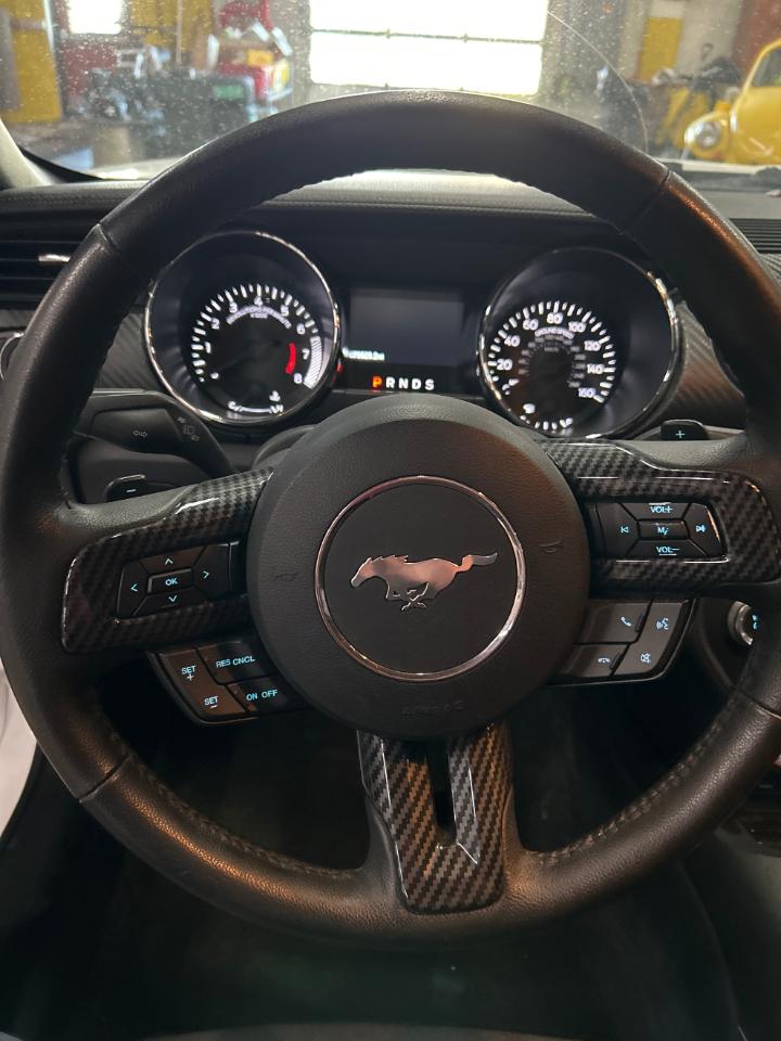 Ford Mustang V6 Convertible 2015