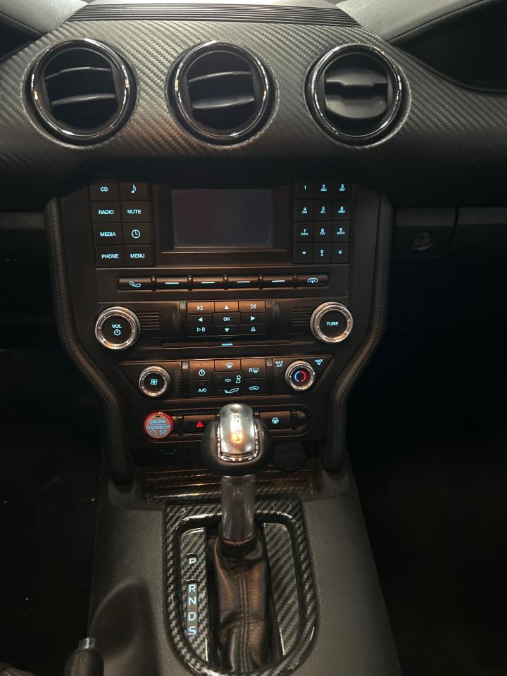 Ford Mustang V6 Convertible 2015