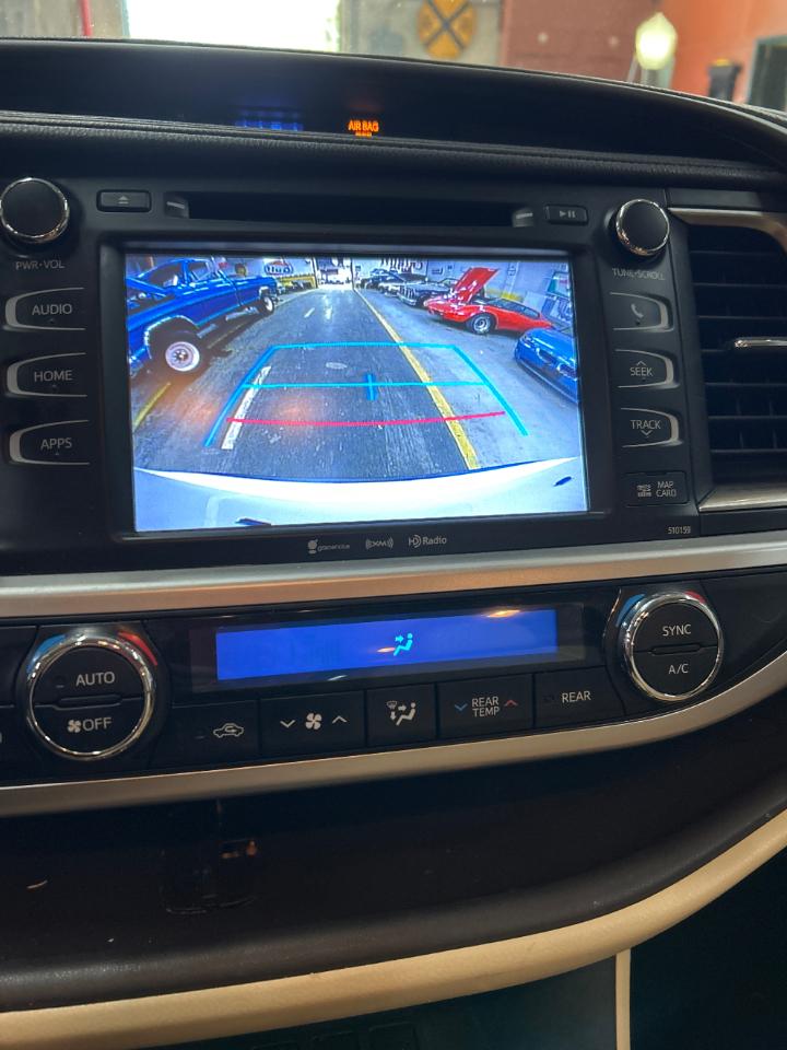 Toyota Highlander XLE AWD V6 2016