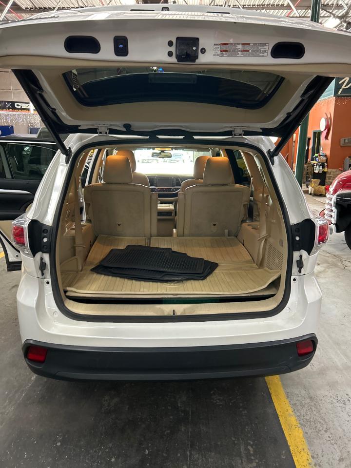 Toyota Highlander XLE AWD V6 2016