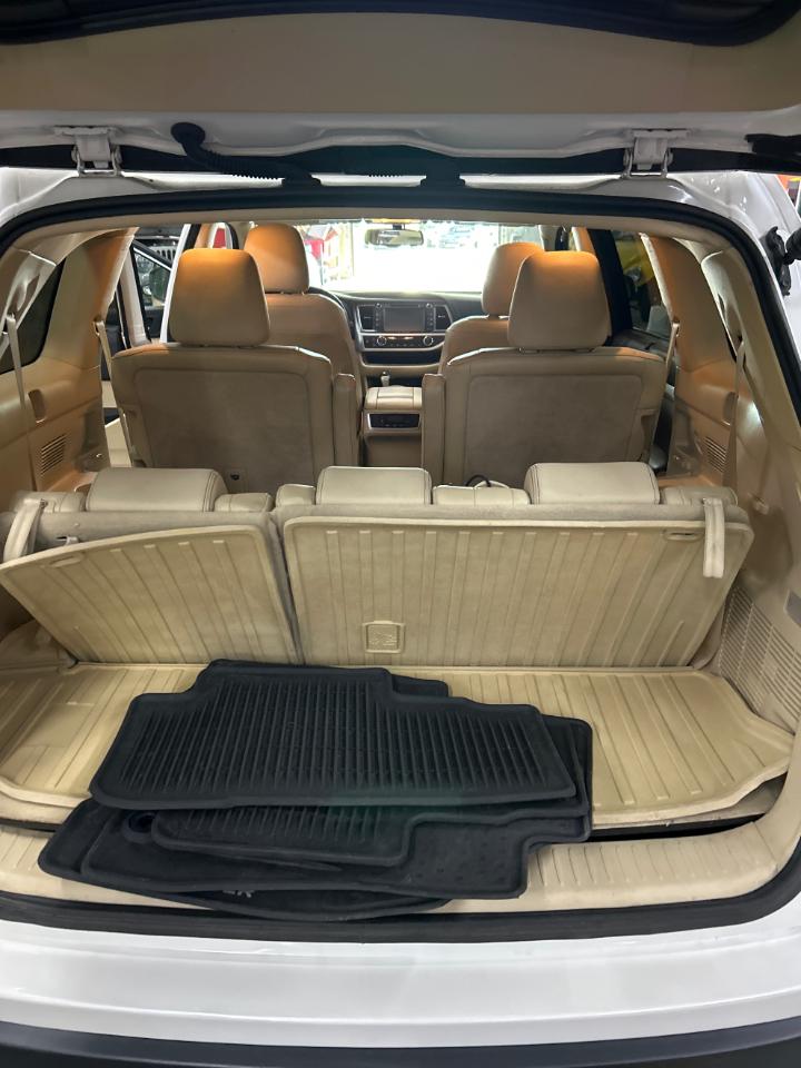 Toyota Highlander XLE AWD V6 2016