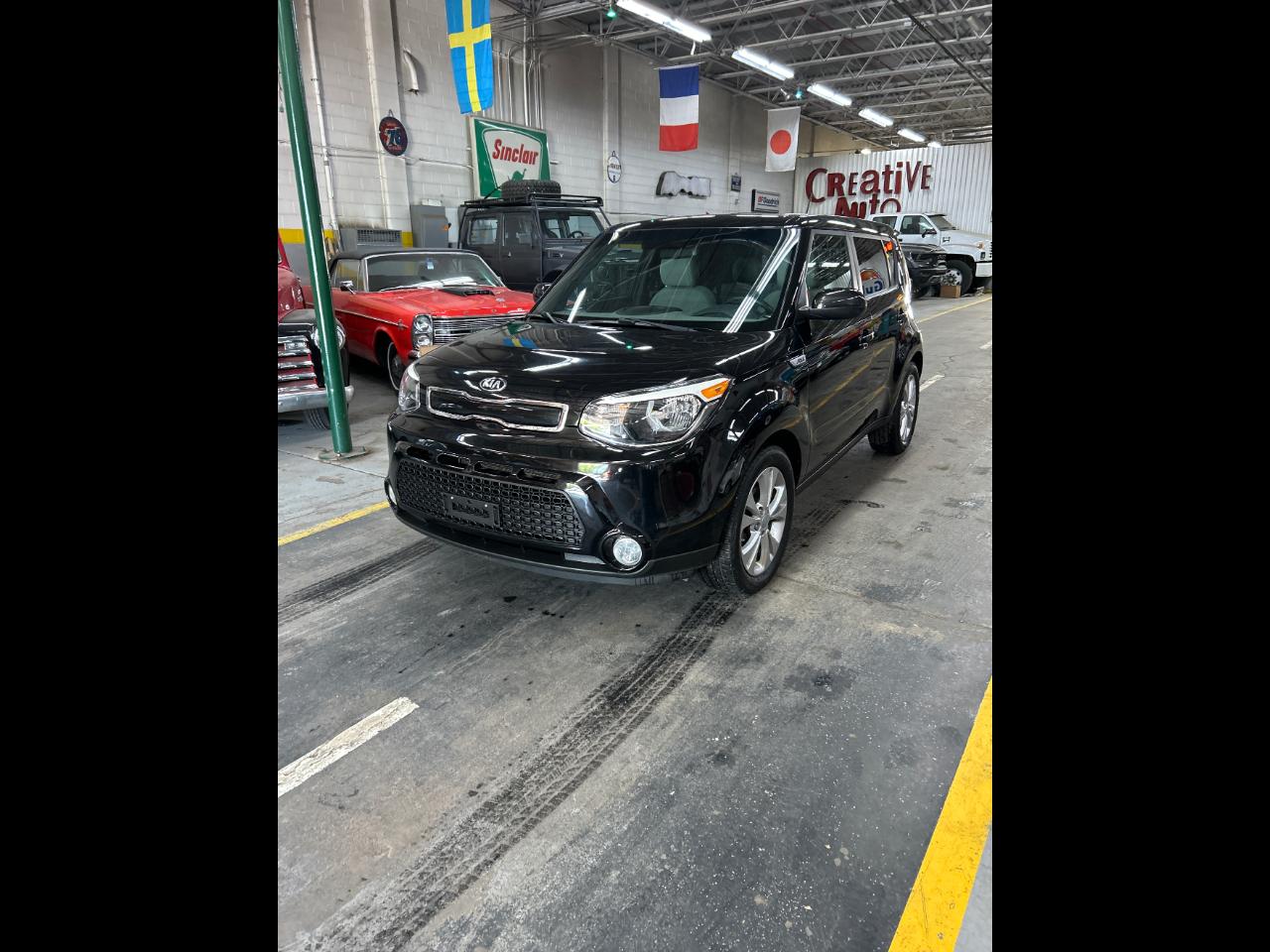 Kia Soul + w/Signature 2.0 Special Edition 2016