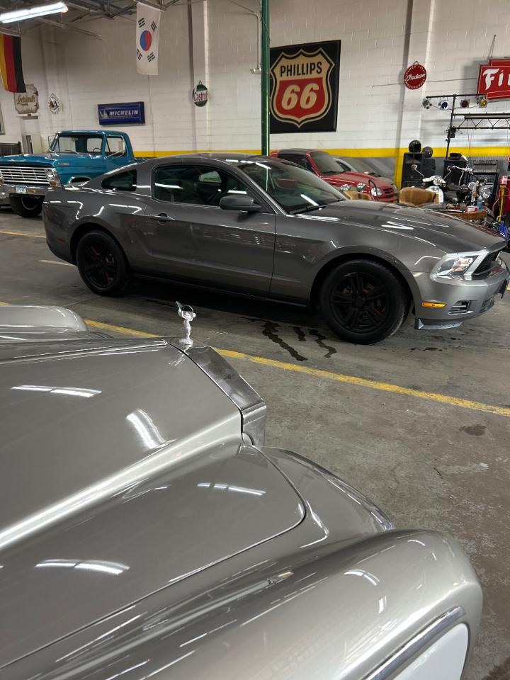 Ford Mustang V6 Coupe 2010