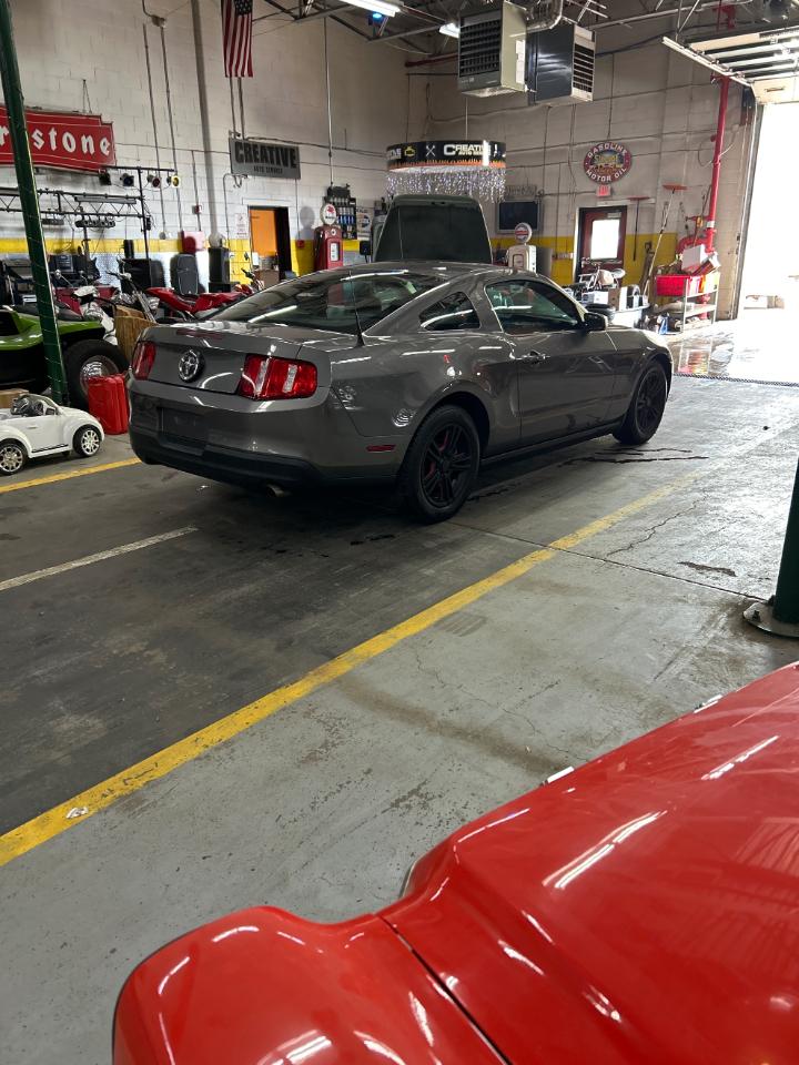 Ford Mustang V6 Coupe 2010
