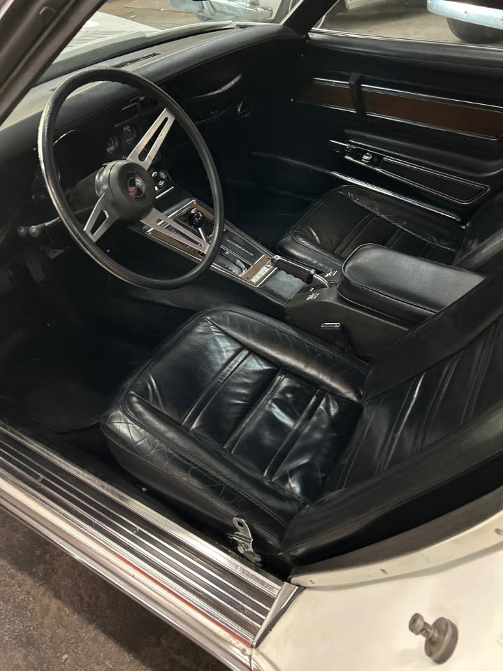 Chevrolet Corvette Convertible 1975