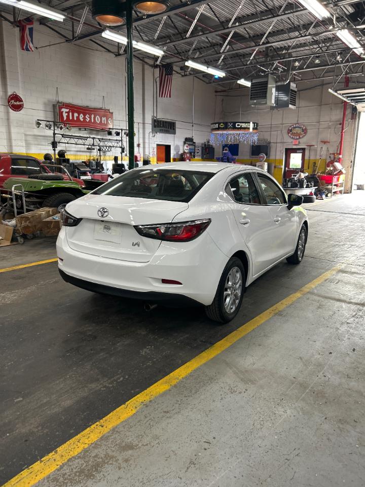 Toyota Yaris iA 6A 2018