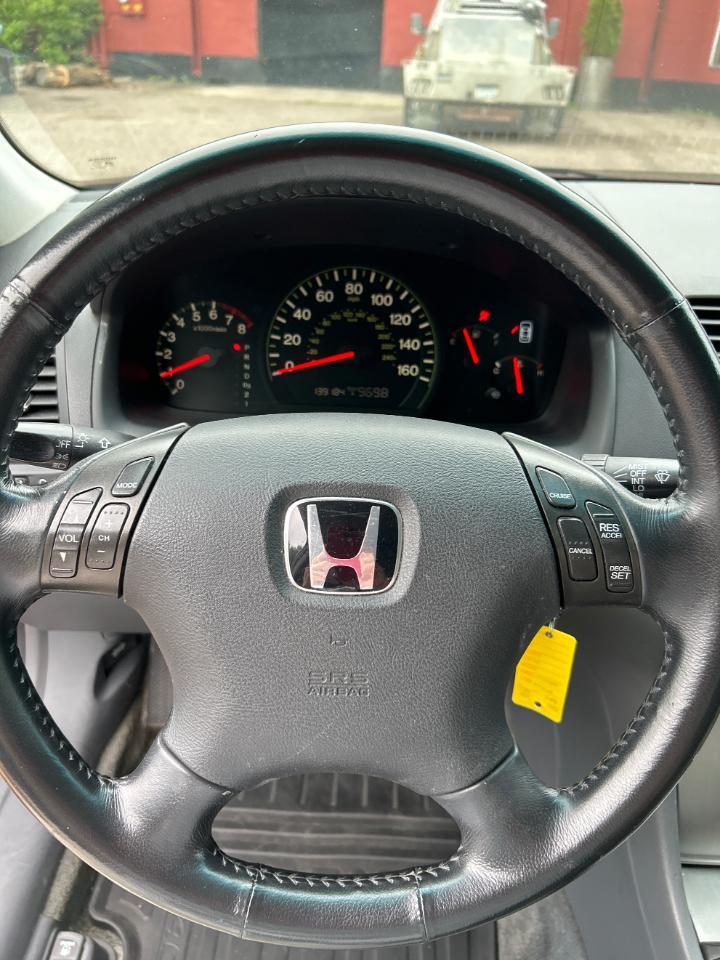 Honda Accord EX Sedan AT 2004
