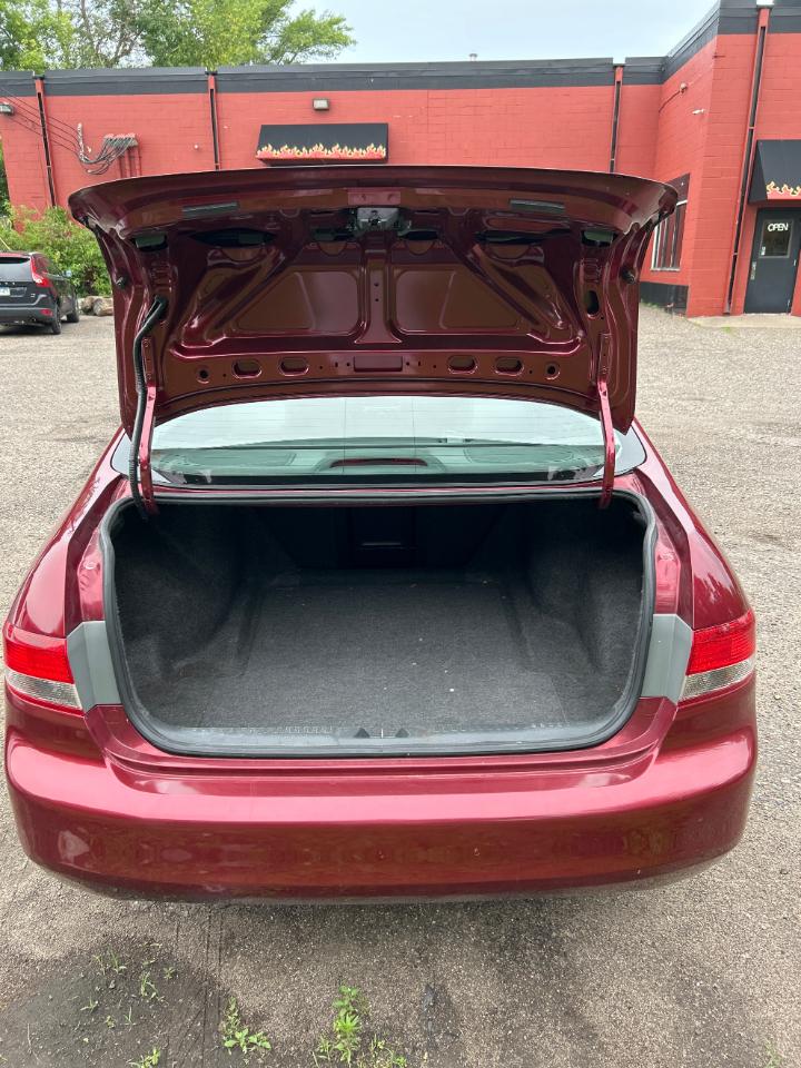 Honda Accord EX Sedan AT 2004