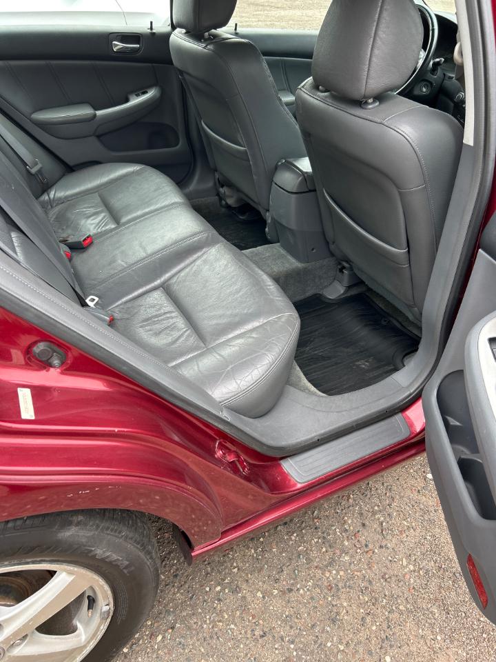Honda Accord EX Sedan AT 2004