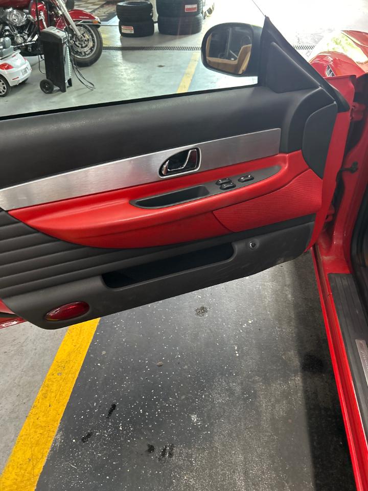 Ford Thunderbird Deluxe 2002