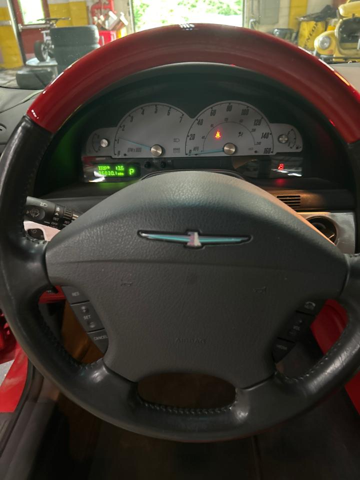 Ford Thunderbird Deluxe 2002
