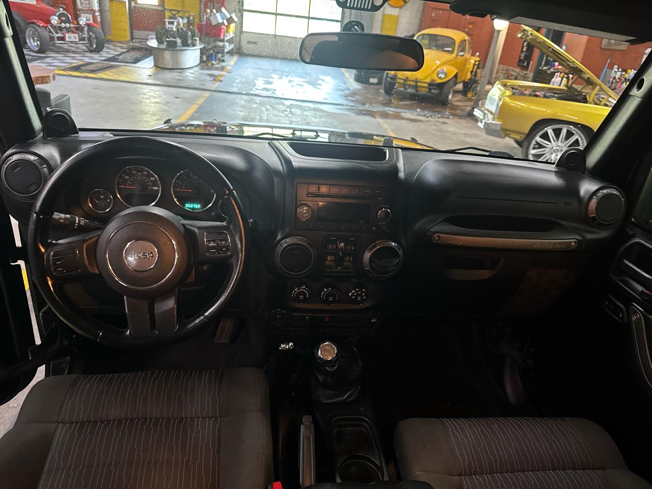 Jeep Wrangler Unlimited Sport 4WD 2012