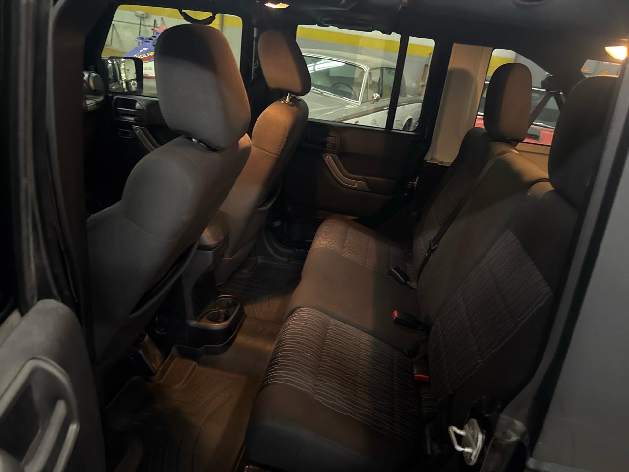 Jeep Wrangler Unlimited Sport 4WD 2012