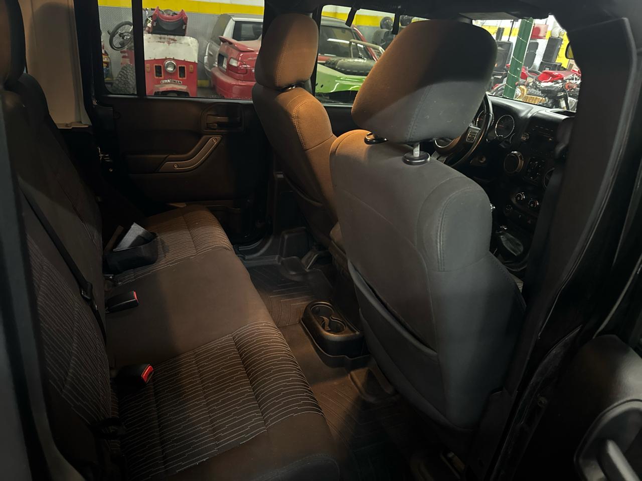 Jeep Wrangler Unlimited Sport 4WD 2012