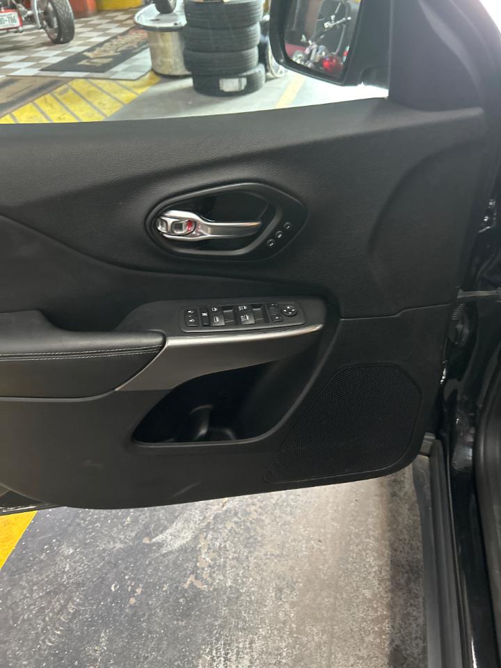 Jeep Cherokee Limited 4WD 2021