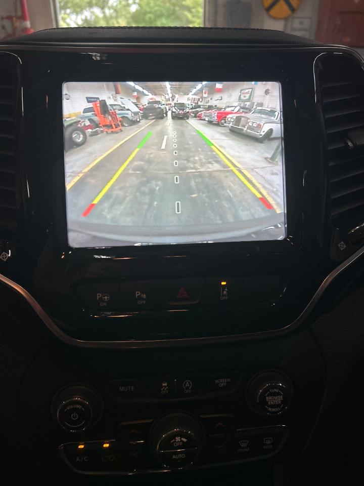 Jeep Cherokee Limited 4WD 2021