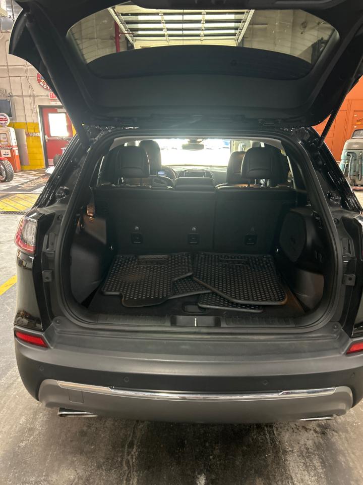 Jeep Cherokee Limited 4WD 2021