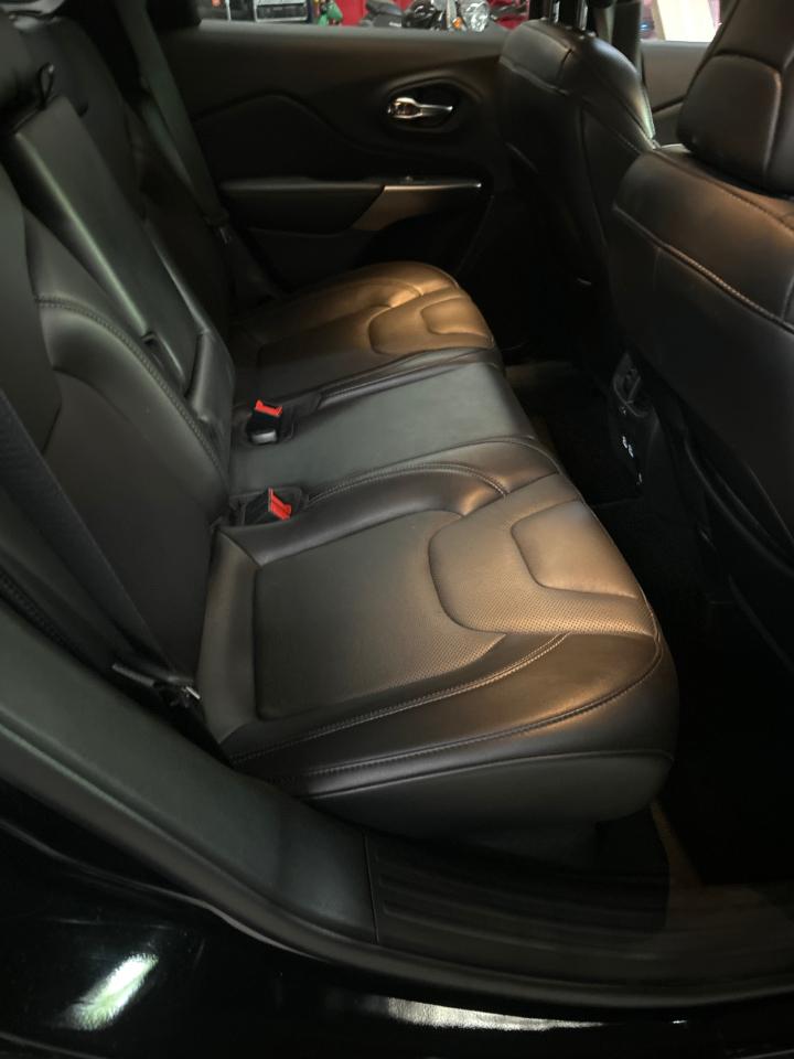 Jeep Cherokee Limited 4WD 2021