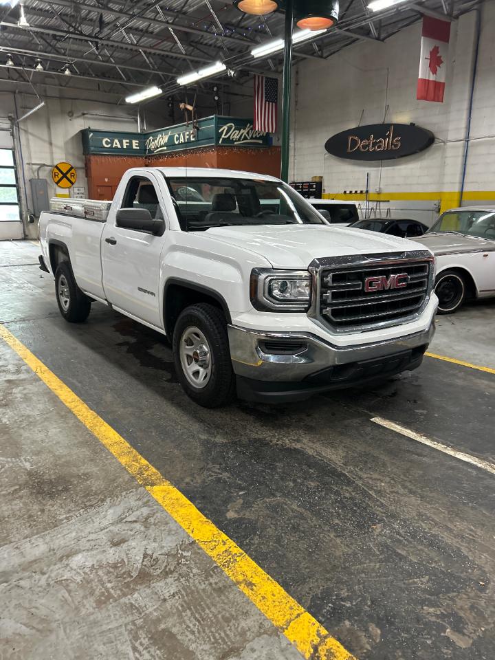 GMC Sierra 1500 Base Long Box 2WD 2017