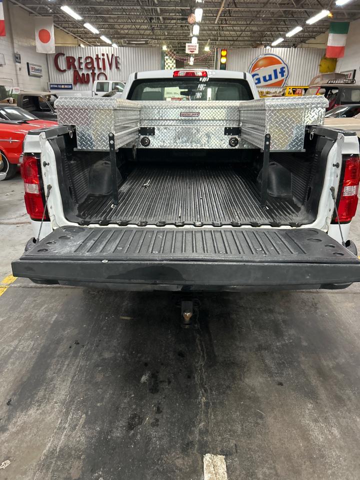 GMC Sierra 1500 Base Long Box 2WD 2017