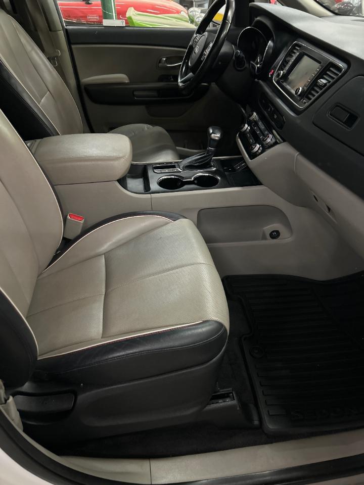 Kia Sedona EX FWD 2019