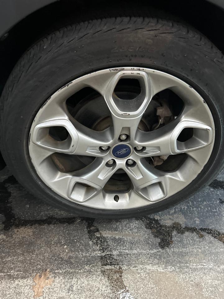 Ford Escape Titanium 4WD 2016