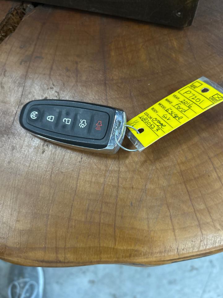 Ford Escape Titanium 4WD 2016