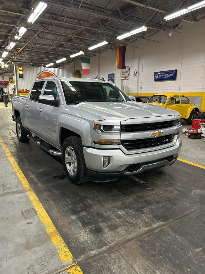 Chevrolet Silverado 1500 LT Crew Cab 4WD 2018
