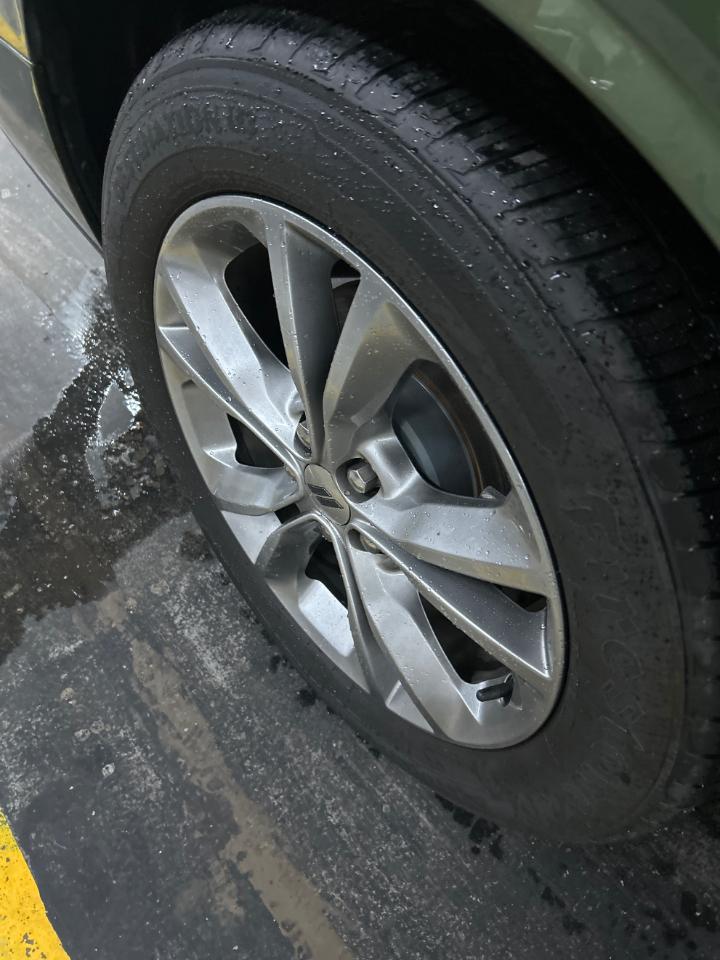 Dodge Challenger SXT AWD 2021