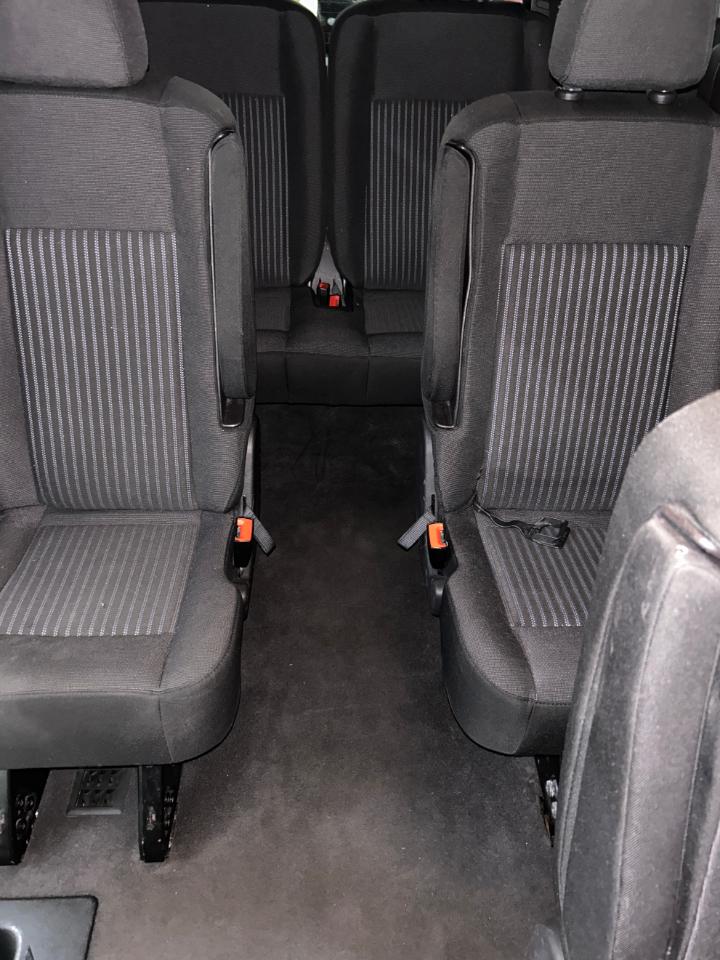 Ford Transit 150 Wagon Low Roof XL w/Sliding Pass. 130-in. WB 2017
