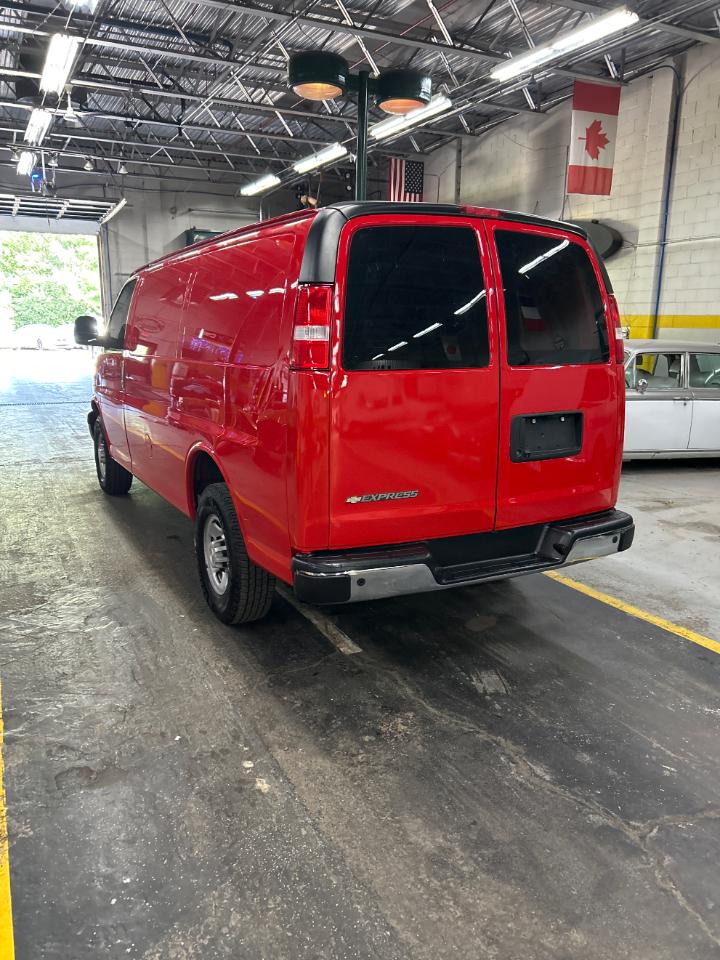 Chevrolet Express 2500 Cargo 2021