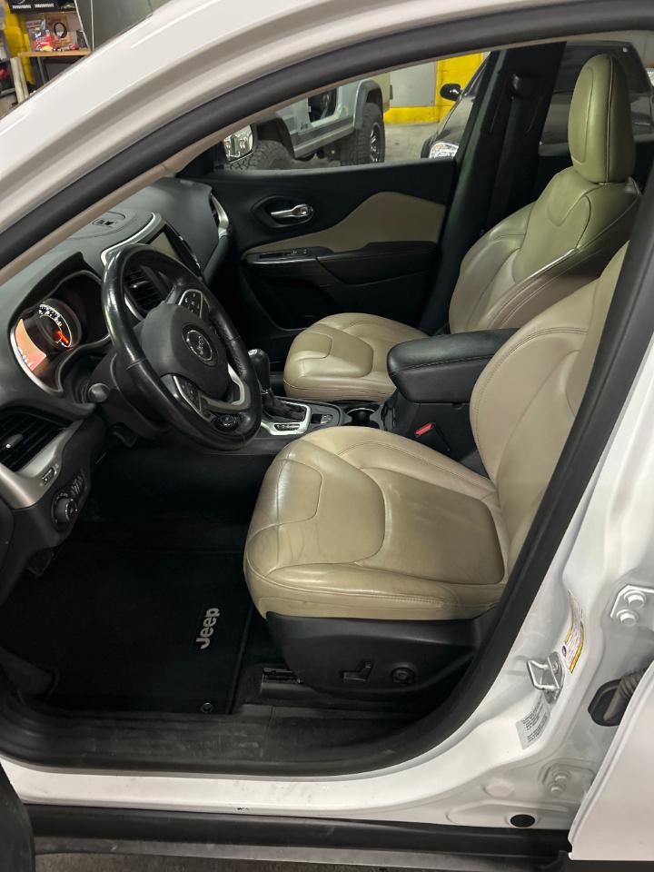Jeep Cherokee Limited 4WD 2016
