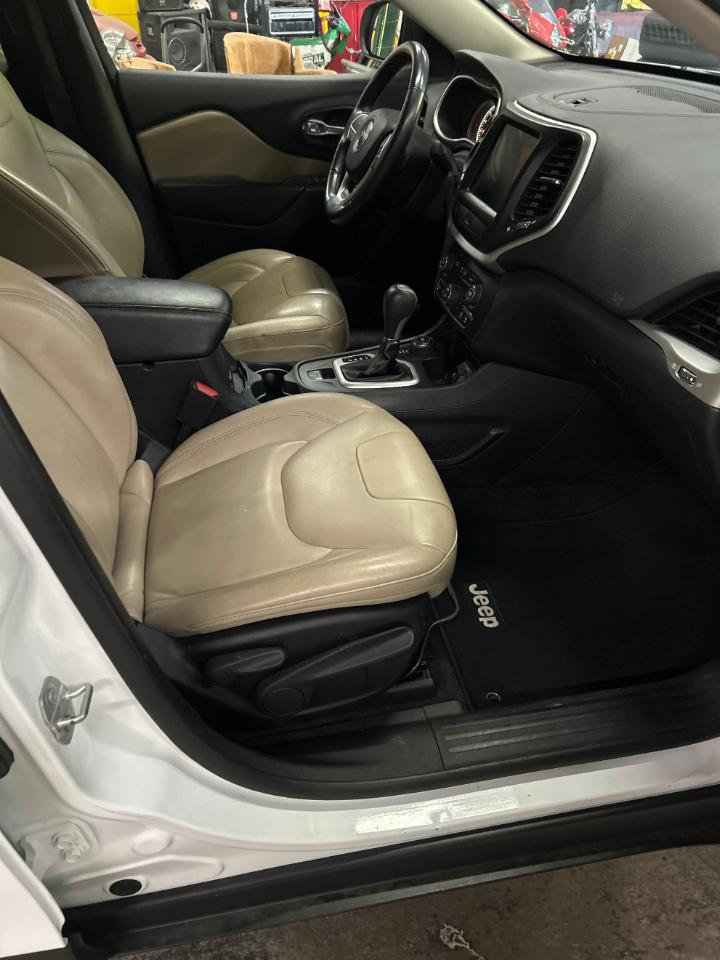 Jeep Cherokee Limited 4WD 2016