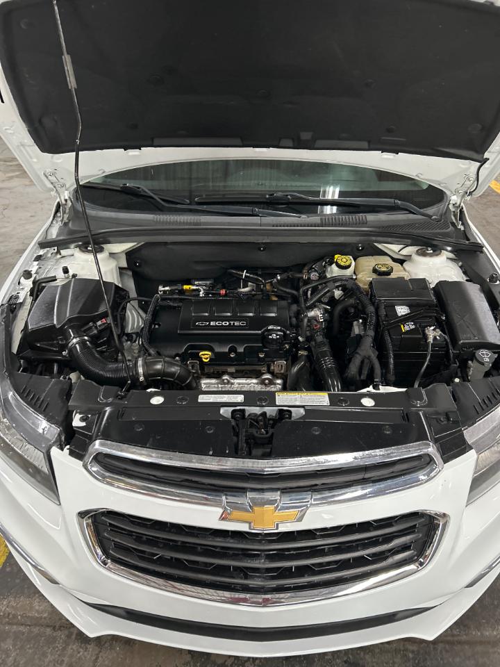 Chevrolet Cruze 2LT Auto 2015