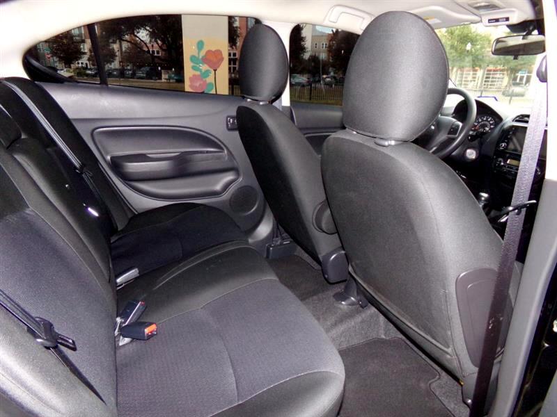 Mitsubishi Mirage G4 ES 2024 Mitsubishi Mirage G4 ES 2024