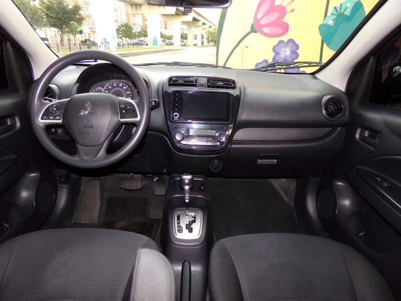 Mitsubishi Mirage G4 ES 2024