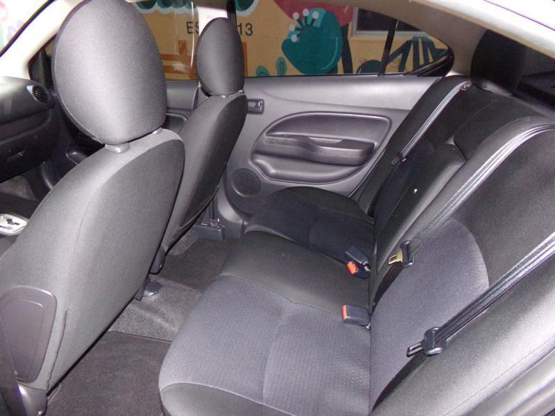 Mitsubishi Mirage G4 ES 2024