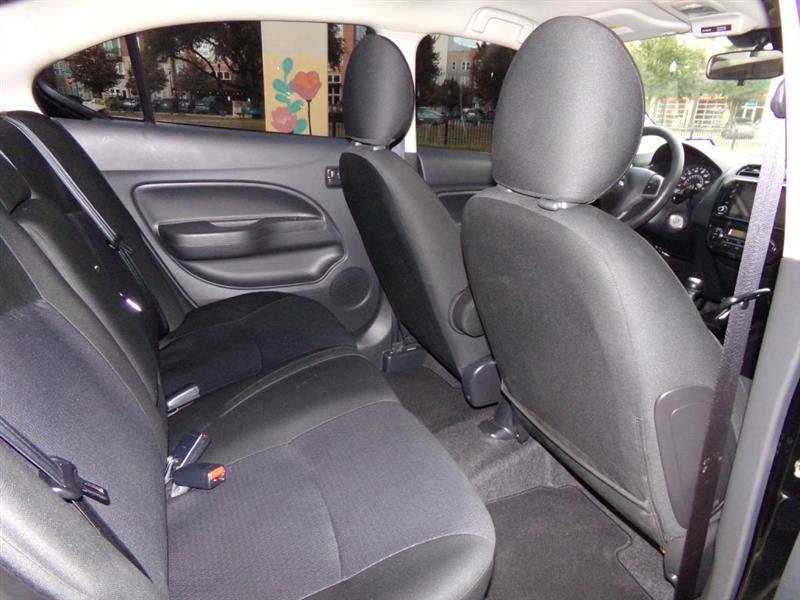 Mitsubishi Mirage G4 ES 2024