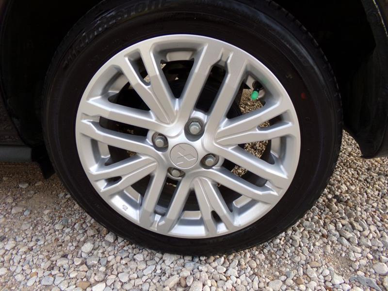 Mitsubishi Mirage G4 ES 2024