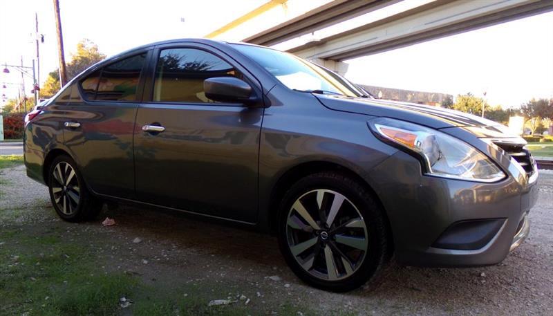 Nissan Versa 1.6 SV Sedan 2019 Nissan Versa 1.6 SV Sedan 2019